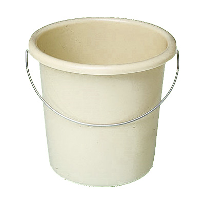 Close: Plastic bucket (PP) 10 liter
