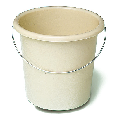 Close: Plastic bucket (PP) 5 liter