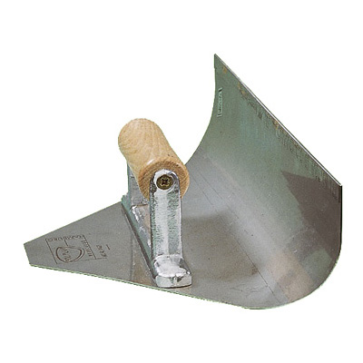 Close: Concave tapered corner trowel for floors