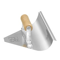 Concave tapered corner trowel for floors